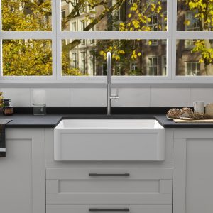 DeerValley DV-1K016 Farmhouse Kitchen Sinks 30-Inch Reversible Deep Bowl
